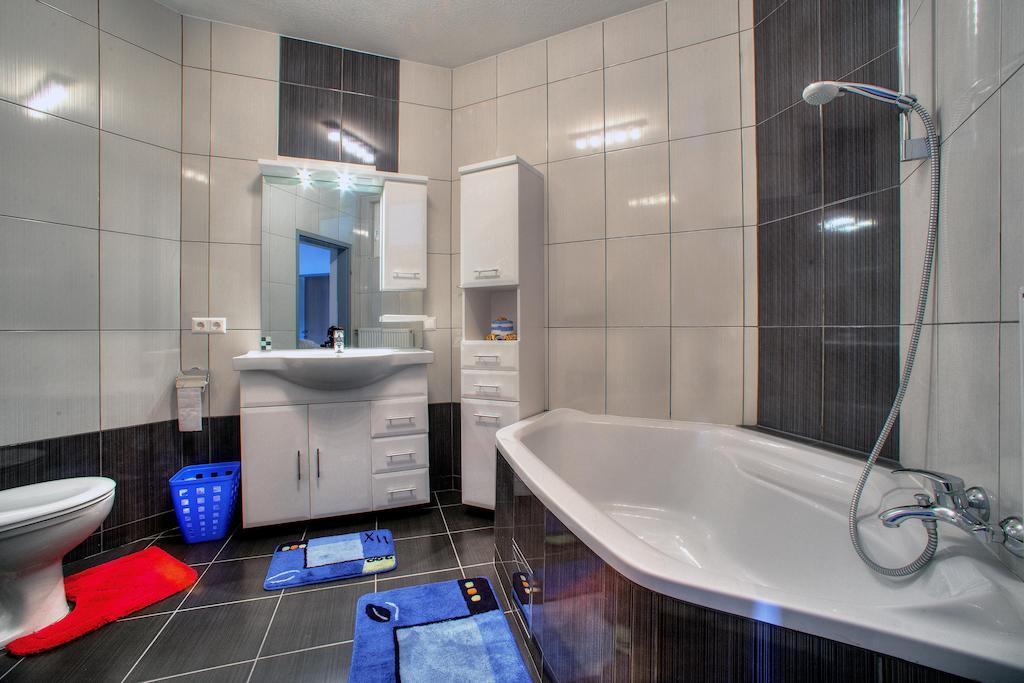 Apartments Peran Sibenik Phòng bức ảnh
