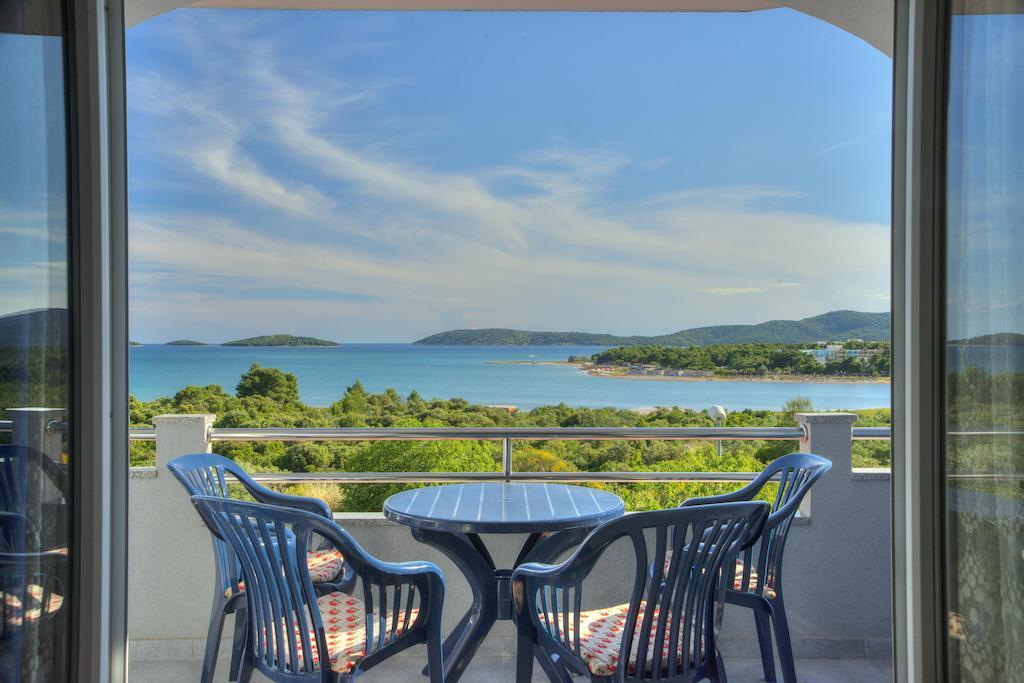 Apartments Peran Sibenik Phòng bức ảnh