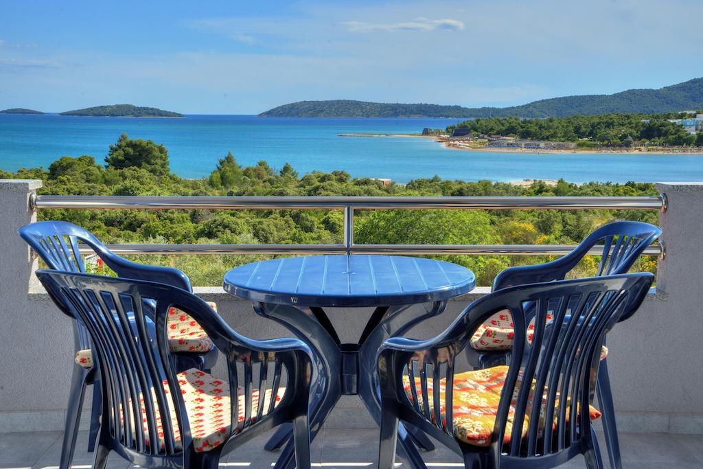 Apartments Peran Sibenik Phòng bức ảnh