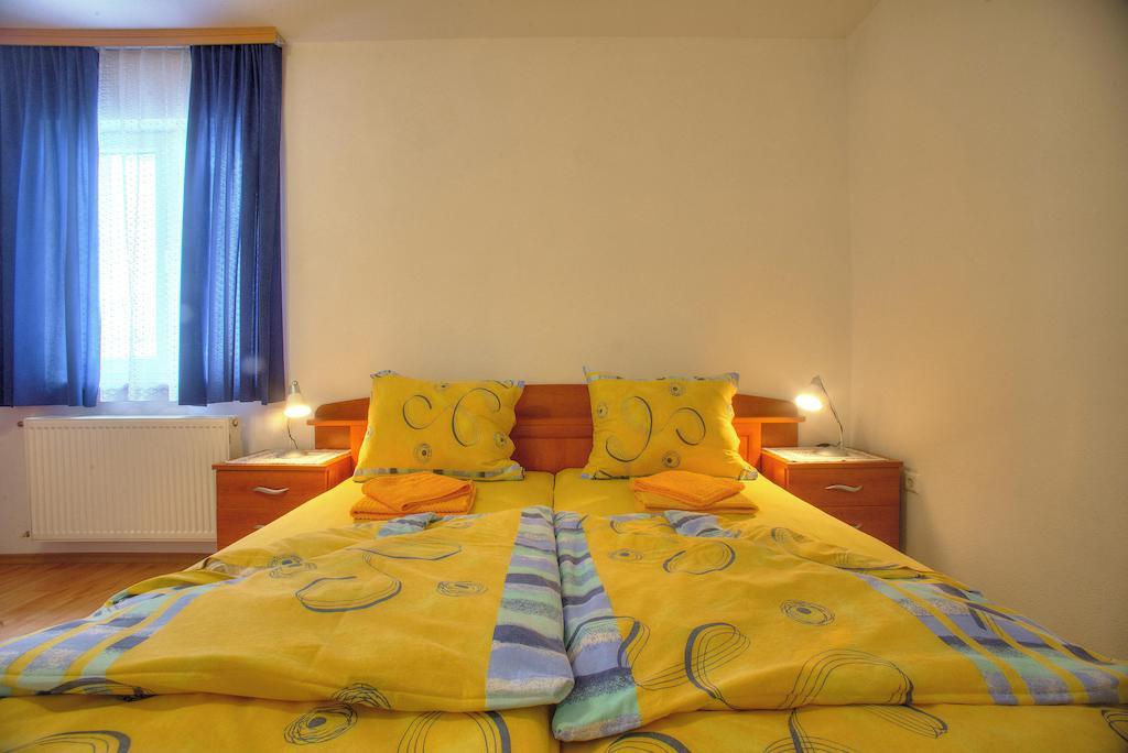 Apartments Peran Sibenik Phòng bức ảnh